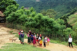 Améliorer la vie matérielle et spirituelle des minorités ethniques à Dak Nong