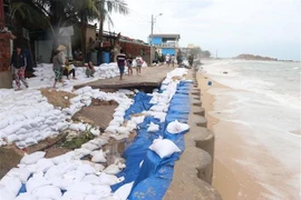 La tempête Matmo fait un disparu et 14 blessés