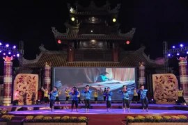 Dong Thap s'efforce de préserver des patrimoines culturels immatériels