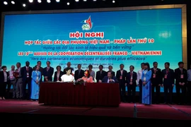 Can Tho participe au développement de la coopération décentralisée franco-vietnamienne