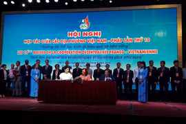 Can Tho participe au développement de la coopération décentralisée franco-vietnamienne