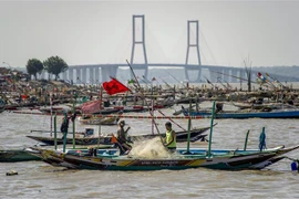 Des pêcheurs indonésiens appellent à délimiter rapidement la frontière maritime avec la Malaisie