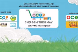 Hanoï pilote un marché nocturne en ligne pour la vente de produits OCOP