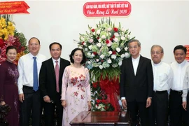 Vœux de Noël aux catholiques à Hô Chi Minh-Ville, à Hanoï et à Cân Tho