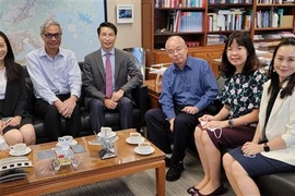 ​Intensification de la coopération entre des universités vietnamiennes et hongkongaises