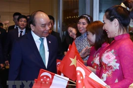 Le Premier ministre Nguyen Xuân Phuc termine ses activités au 33e Sommet de l’ASEAN