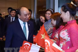 Le Premier ministre Nguyen Xuân Phuc termine ses activités au 33e Sommet de l’ASEAN