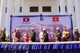 Le Vietnam aide le Laos à moderniser son musée d'histoire militaire