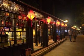 La ville de Huê s’oriente vers les services touristiques nocturnes 