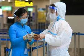 Les tests du COVID-19 désormais non obligatoires pour les arrivées depuis HCM-Ville et Can Tho