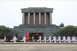 Le Comité de gestion du Mausolée du Président Hô Chi Minh valorise toujours sa tradition 