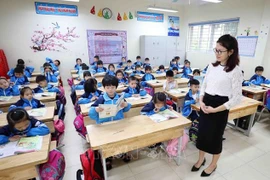 Intégrer les droits de l'homme dans les programmes scolaires