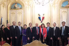 La délégation de députés de Ho Chi Minh-Ville termine sa visite de travail en France
