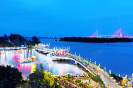 Can Tho lance un projet de développement de l’économie nocturne