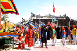 Cérémonie en mémoire de la Flottille de Hoàng Sa à Quang Ngai 