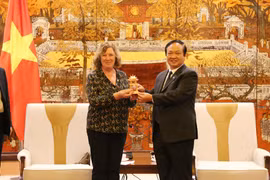 Hanoï souhaite coopérer avec des localités et entreprises françaises