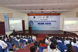 La 12e rencontre annuelle des économistes du Vietnam à Da Lat