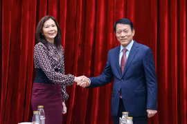 Le ministre de la Sécurité publique, Luong Tam Quanga et la coordinatrice résidente des Nations Unies au Vietnam, Pauline Tamesis. Photo: VNA