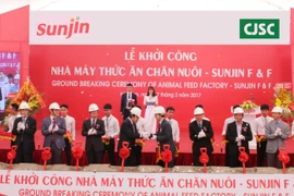 Ha Nam : inauguration de l'usine de production d'aliments pour animaux 