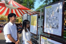 Exposition « Hoang Sa, Truong Sa du Vietnam - Preuves historiques et juridiques » à Quang Nam