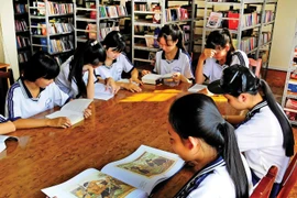 La République de Corée ouvre trois nouvelles bibliothèques pour étudiants au Vietnam