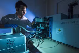 Semi-conducteurs : Un Vietnamien en Australie co-signe une invention