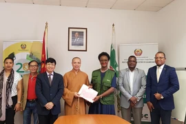 Aide vietnamienne pour les sinistrés des cyclones Idai et Kenneth au Mozambique