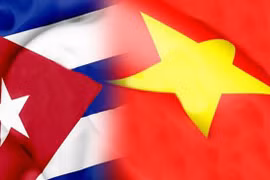 Félicitations pour le 59e anniversaire de l'établissement des relations diplomatiques Vietnam-Cuba