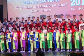 Ouverture du 6e Concours international de chant choral à Hôi An