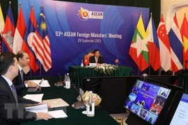 AMM-53 : L'ambassadeur de l'UE auprès de l'ASEAN apprécie les efforts du Vietnam 