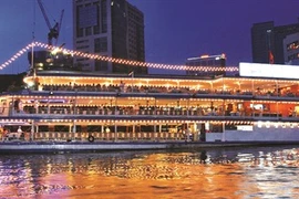 Hô Chi Minh-Ville: Le bateau-restaurant Saigon toujours à flot 