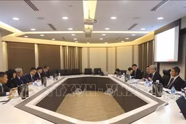 Le 9e Dialogue des politiques de défense au niveau vice-ministériel Vietnam-Singapour