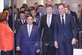 Pham Minh Chinh et Mark Rutte aux Forums de haute technologie et de l'économie verte