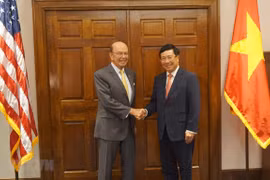 Le vice-PM et ministre des AE poursuit ses activités aux Etats-Unis