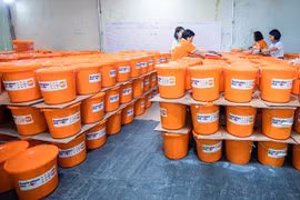 Le FNUAP offre 3.700 "kits de dignité" aux femmes vietnamiennes