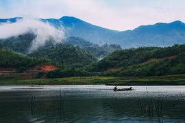 Ta Dung - "Baie d'Ha Long" de la terre du Tay Nguyen