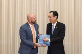 Coopération multisectorielle entre HCM-Ville et la Nouvelle-Galles du Sud