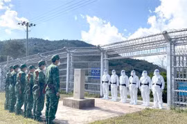 Patrouille et contrôle bilatéraux à la frontière commune Vietnam - Chine