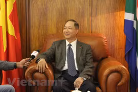 Vietnam et Afrique du Sud se soutiennent sur la base des bonnes relations politiques