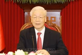 Fierté et confiance sous le drapeau glorieux du Parti, volonté de bâtir le Vietnam plus puissant, civilisé, culturel et héroïque