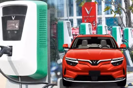 Une borne de recharge de VinFast à Hanoi. (Photo gracieuseté de cartimes.vn)