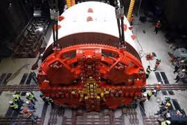 Les projets de transport importants stimulent le développement socio-économique