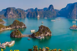 La baie d’Ha Long et les tunnels de Cu Chi parmi les 10 destinations attrayantes en Asie du Sud-Est