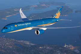 Vietnam Airlines relance sa ligne Londres-Hanoi après 2 ans d'interruption due au COVID-19 
