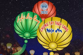 Hôi An s'illumine pour accueillir le Nouvel An 