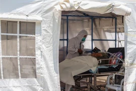 Les infections au COVID-19 aux Philippines restent élevées