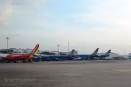 COVID-19 : sept vols supplémentaires avec des passagers contaminés