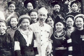 Exposition sur l'exemple moral et la pensée du président Hô Chi Minh