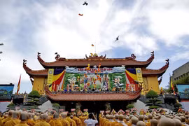 Félicitations pour le 2564e anniversaire de Bouddha 