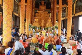 Félicitations aux Khmers à l'occasion de la fête Chol Chnam Thmay